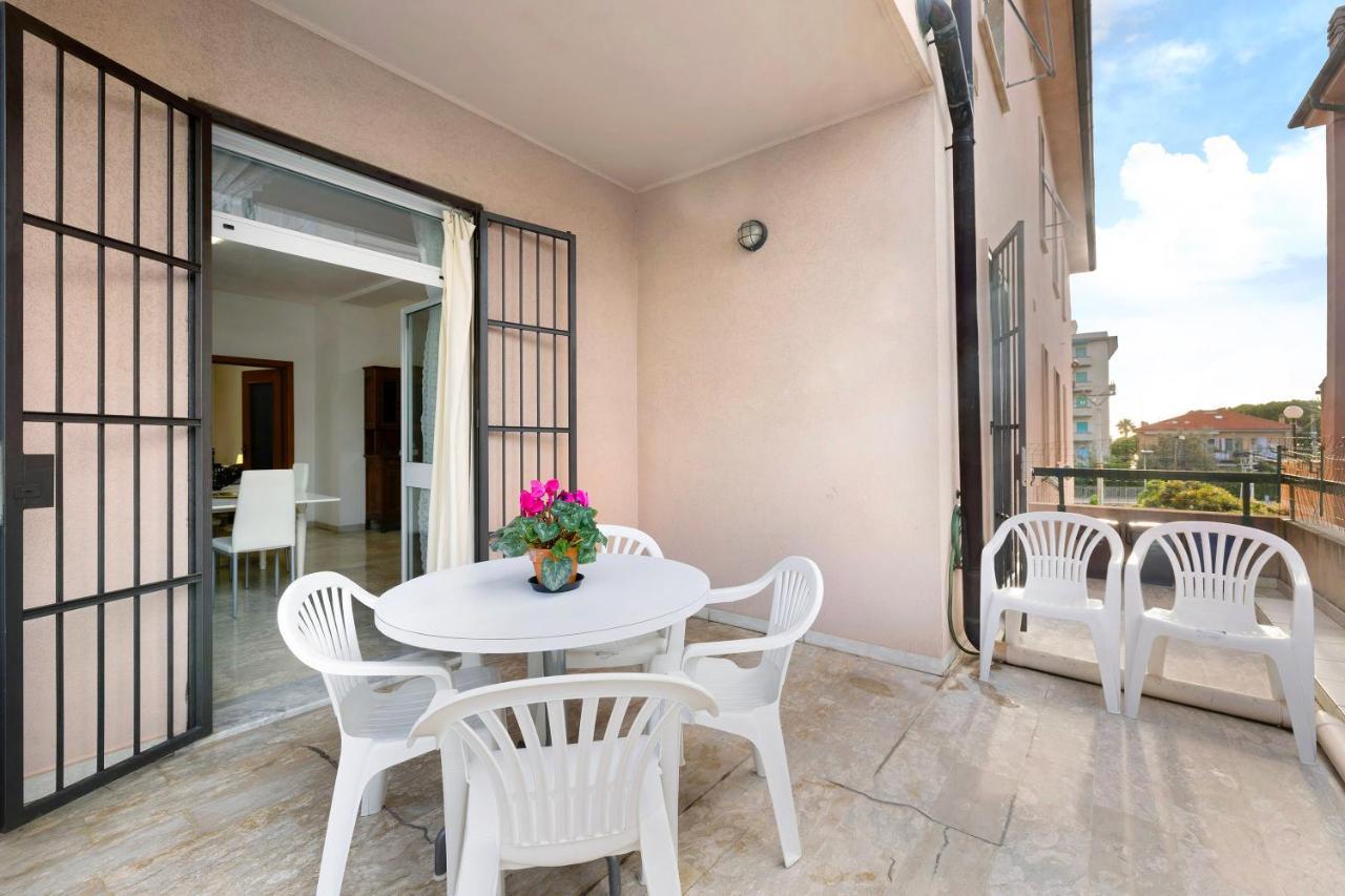 Casa Rosa Daire Loano Dış mekan fotoğraf